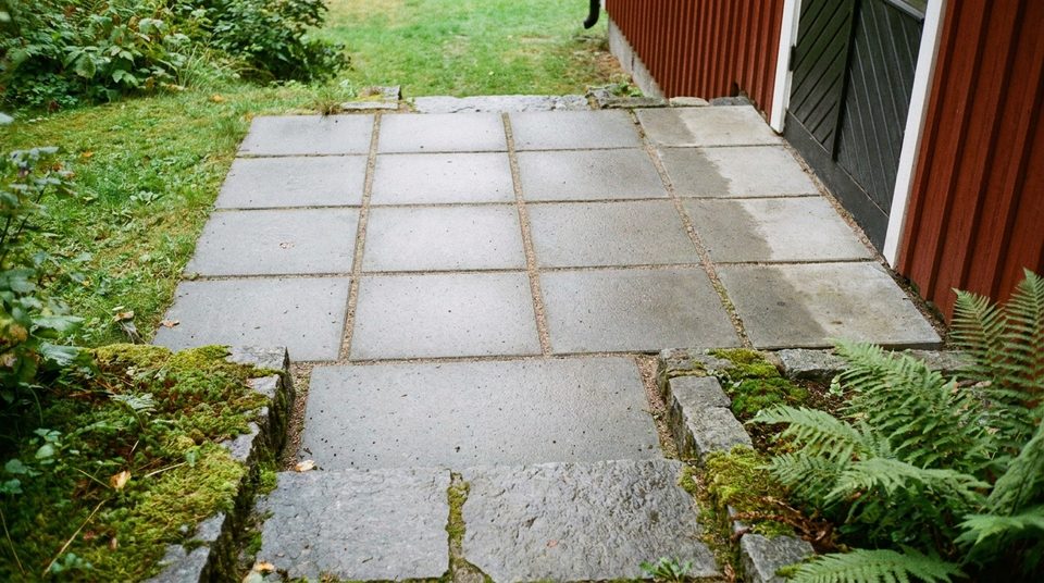 Trappavsats i marksten